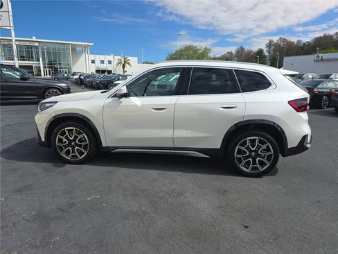 Used 2025 BMW X1 xDrive28i image 5