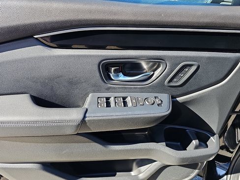 Used 2023 Honda Pilot Touring image 15