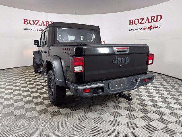 Used 2023 Jeep Gladiator Sport AWD/4WD image 8