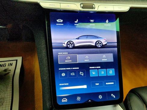 Used 2024 Lucid Air Touring image 15
