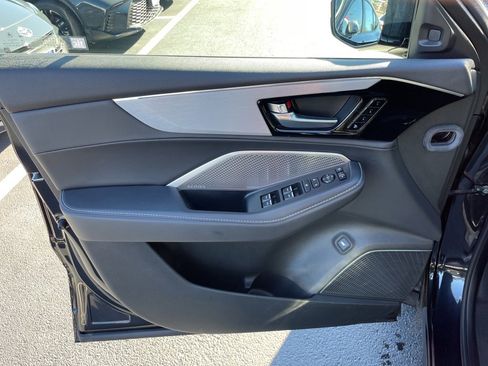 Used 2024 Acura MDX SH-AWD w/ Technology Package image 23