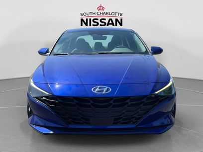 Used 2023 Hyundai Elantra SEL w/ Convenience Package