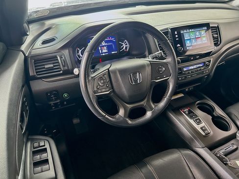 Used 2022 Honda Passport TrailSport image 24