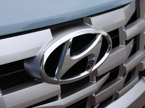 Used 2024 Hyundai Santa Cruz SEL AWD/4WD image 29
