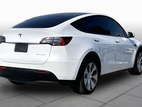 Used 2022 Tesla Model Y Long Range AWD/4WD image 13