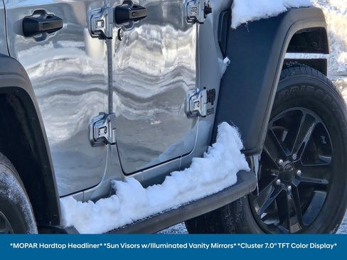 Used 2022 Jeep Wrangler Unlimited Sport image 19