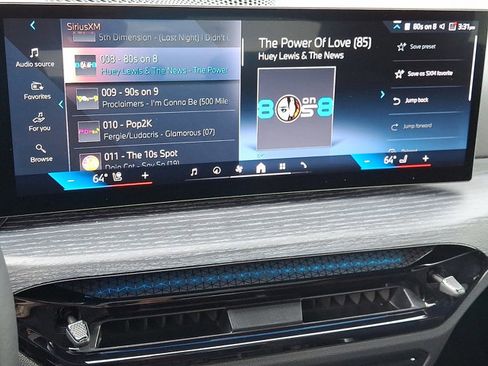 Certified 2025 BMW 330i xDrive Sedan w/ Premium Package image 20