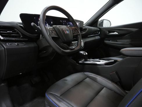 Used 2025 Buick Envista Sport Touring FWD image 12