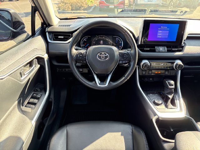 Used 2023 Toyota RAV4 XLE Premium AWD/4WD image 30