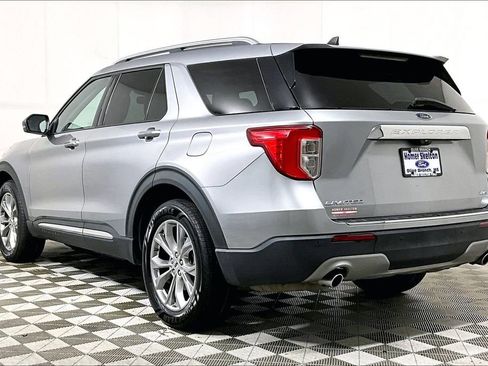 Used 2021 Ford Explorer Limited w/ Equipment Group 301A image 11