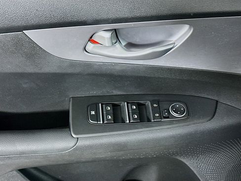 Used 2023 Kia Forte LX image 15