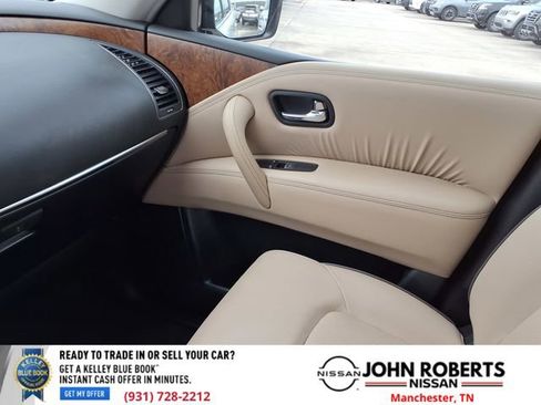 Used 2024 Nissan Armada SL w/ Captain's Chairs Package image 8