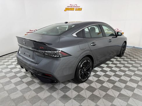 New 2026 Nissan Sentra SR w/ Floor Mat Package image 6