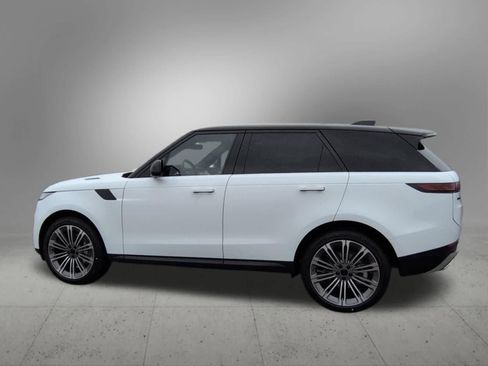 New 2026 Land Rover Range Rover Sport SE image 3