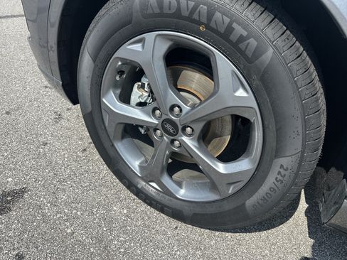 Used 2023 Ford Escape ST-Line w/ Tech Pack #1 FWD image 8