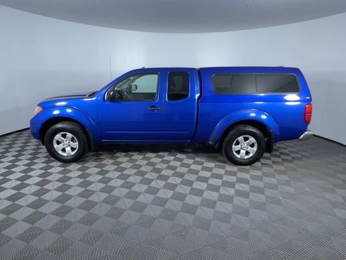Used 2013 Nissan Frontier SV image 6