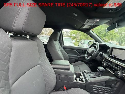 Used 2025 Toyota Tacoma SR5 AWD/4WD image 11