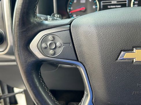 Used 2019 Chevrolet Silverado 1500 LT AWD/4WD image 37