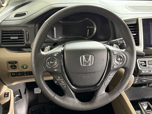 Used 2018 Honda Pilot Elite image 18