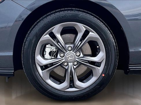 Used 2025 Honda Accord EX-L image 8