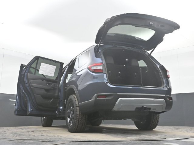 New 2026 Honda Pilot TrailSport image 58