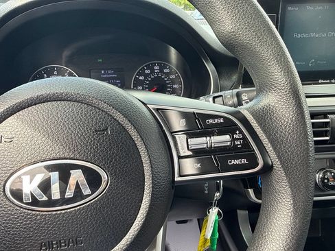 Used 2021 Kia Seltos LX AWD/4WD image 29