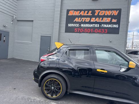Used 2016 Nissan Juke SV AWD/4WD image 9