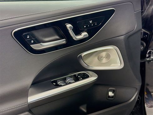 New 2026 Mercedes-Benz C 300 4MATIC Sedan image 21
