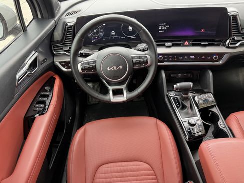 Certified 2023 Kia Sportage SX image 15
