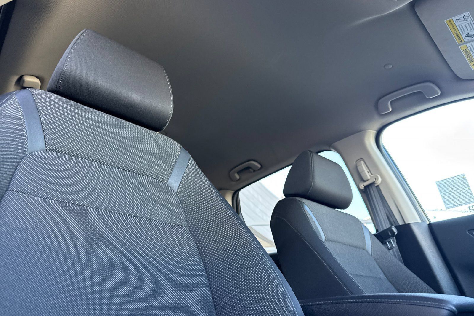 Used 2025 Honda CR-V LX image 18