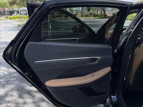 Used 2023 Hyundai Sonata Limited FWD image 16