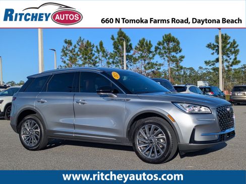 Used 2023 Lincoln Corsair Reserve w/ Equipment Group 201A image 1