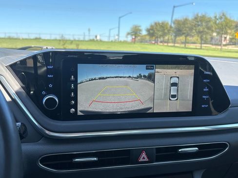 Used 2022 Hyundai Sonata Limited image 20