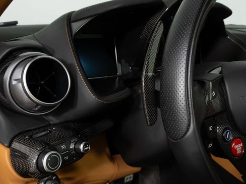 Used 2019 Ferrari 812 Superfast RWD image 30