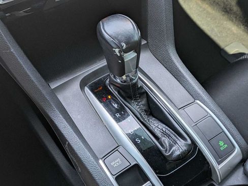 Used 2020 Honda Civic Sport image 27