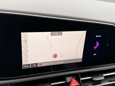 New 2025 Kia Niro EX Touring FWD image 13
