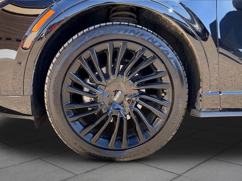 Used 2021 Lincoln Corsair Reserve w/ Equipment Group 201A FWD image 11