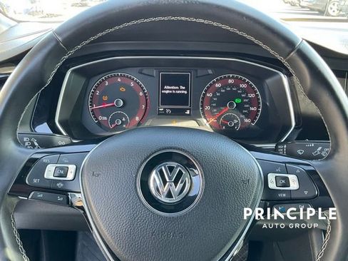 Used 2020 Volkswagen Jetta R-Line image 20