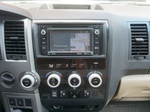 Used 2017 Toyota Sequoia SR5 w/ Premium Package AWD/4WD image 12