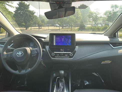 Used 2023 Toyota Corolla LE FWD image 20
