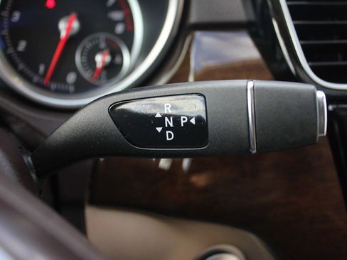 Used 2018 Mercedes-Benz GLE 350 4MATIC image 18