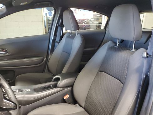 Used 2022 Honda HR-V Sport image 16