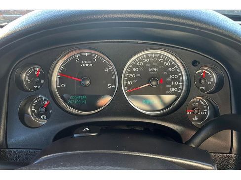 Used 2013 GMC Sierra 2500 SLT w/ SLT Convenience Package image 21