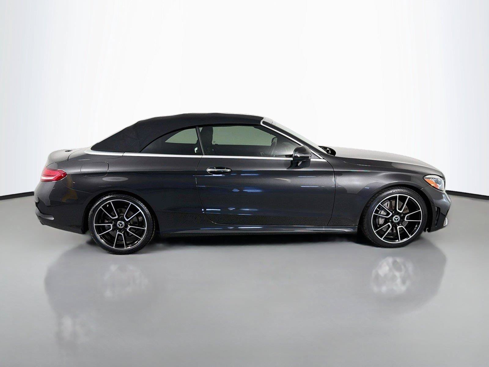 Used 2019 Mercedes-Benz C 300 Cabriolet image 4
