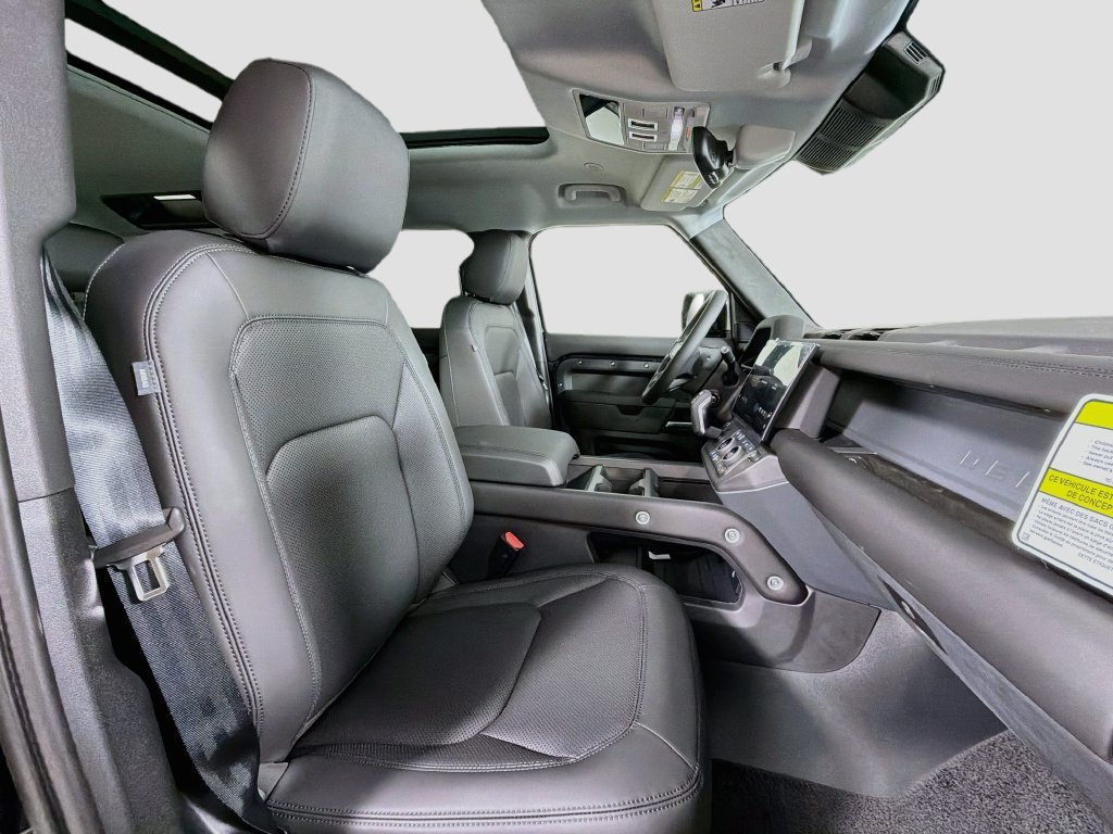 New 2026 Land Rover Defender 110 S AWD/4WD image 30