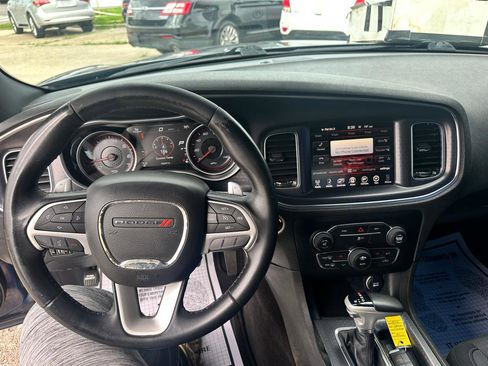 Used 2016 Dodge Charger SXT w/ Rallye Group RWD image 8