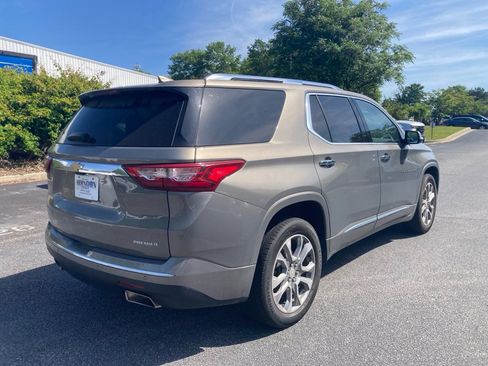 Used 2019 Chevrolet Traverse Premier w/ Driver Confidence II Package image 5