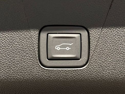 Certified 2026 Cadillac Escalade Platinum Sport w/ LPO, ONYX Package image 36