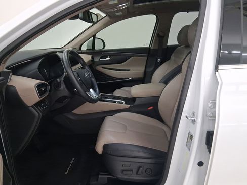 Used 2019 Hyundai Santa Fe FWD image 5