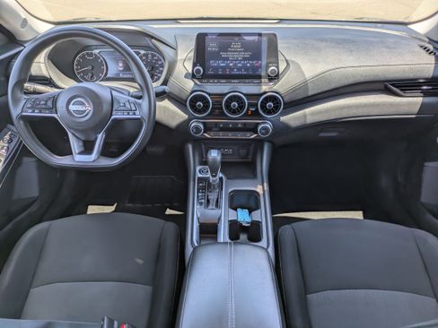 Used 2024 Nissan Sentra SV FWD image 14